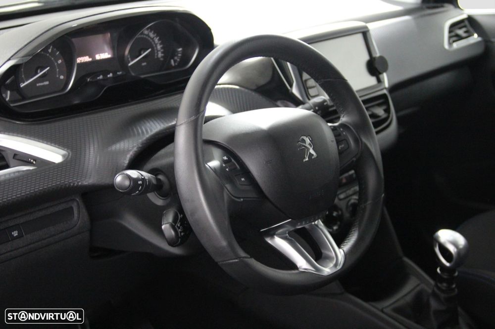 Peugeot 208 1.2 PureTech Active - 6