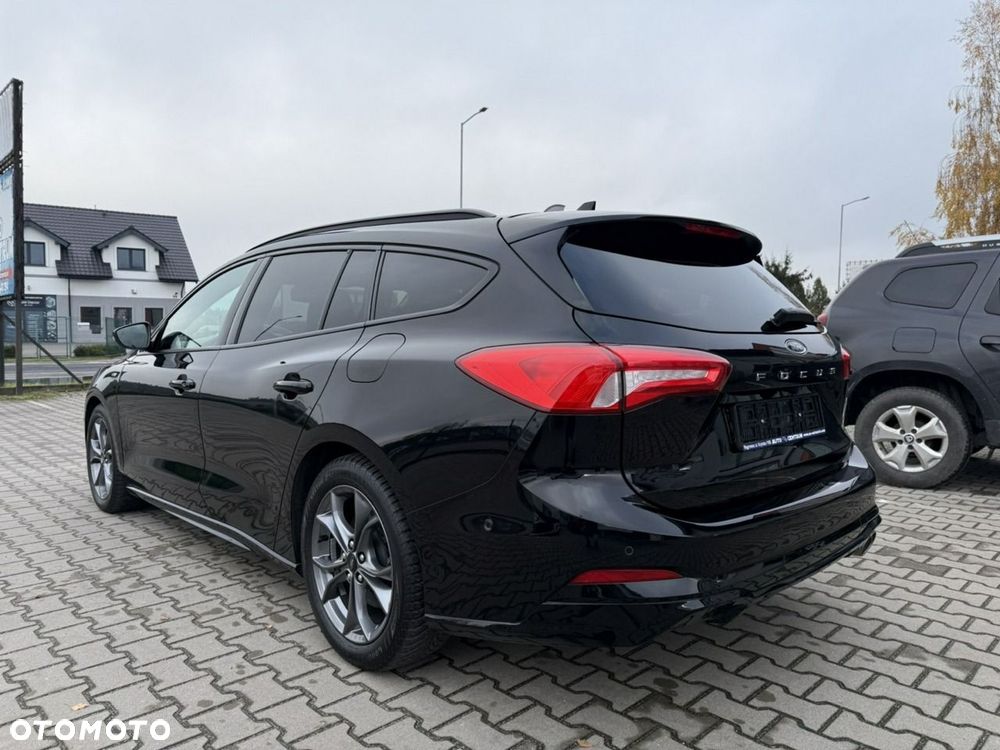 Ford Focus - 9