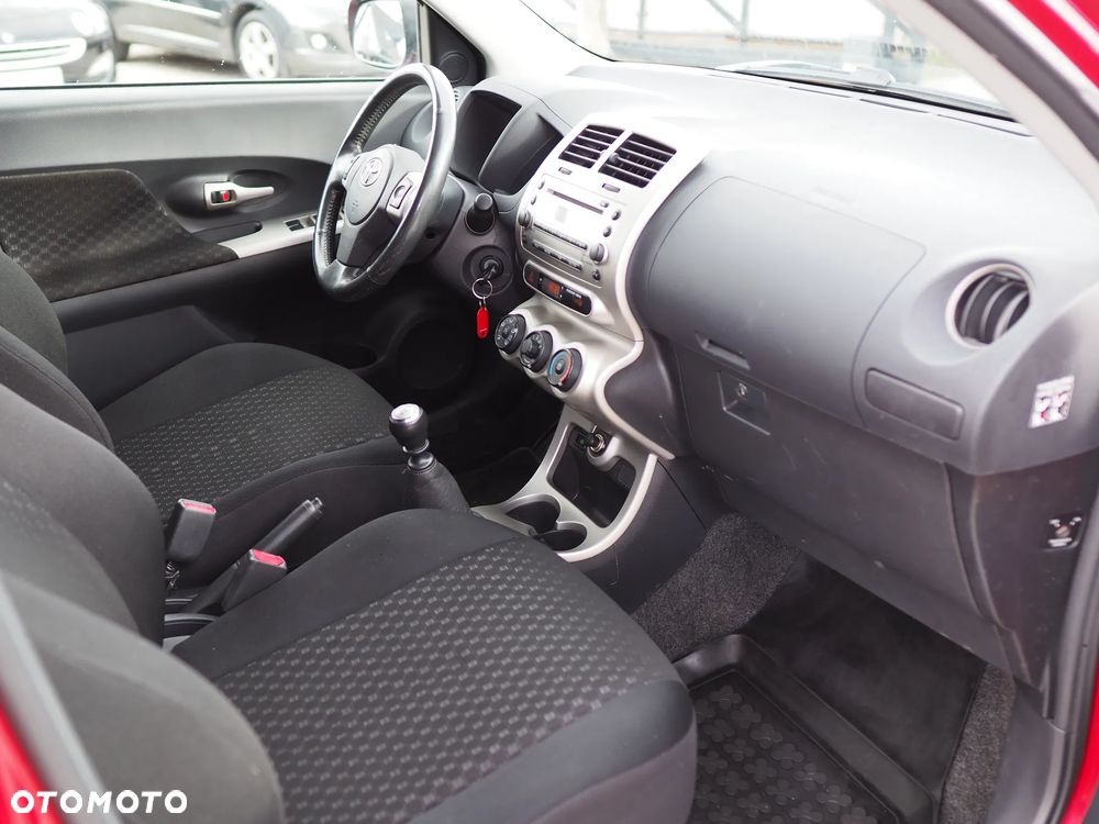 Toyota Urban Cruiser - 22