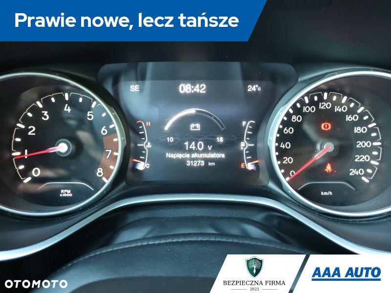 Jeep Compass - 12