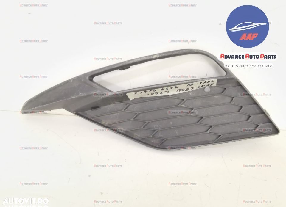Grila proiector stanga originala in stare buna Seat  Leon  3 5F [2012 - 5
