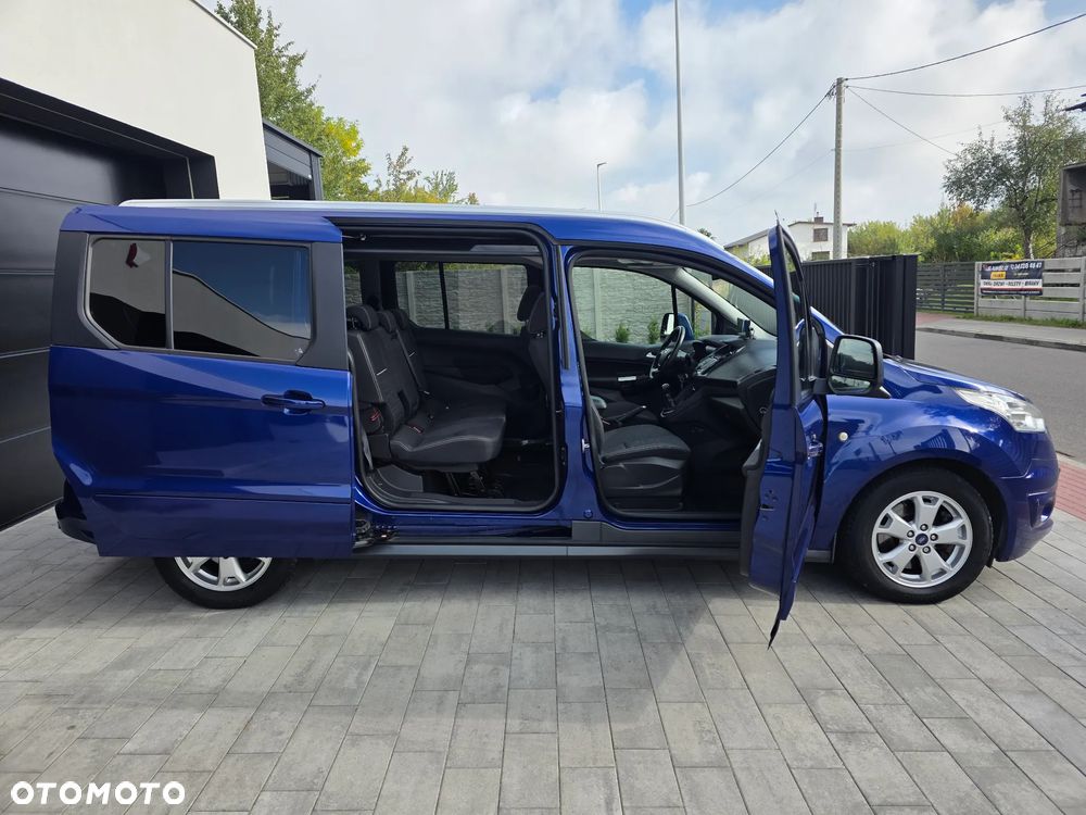 Ford Tourneo Connect Grand - 15