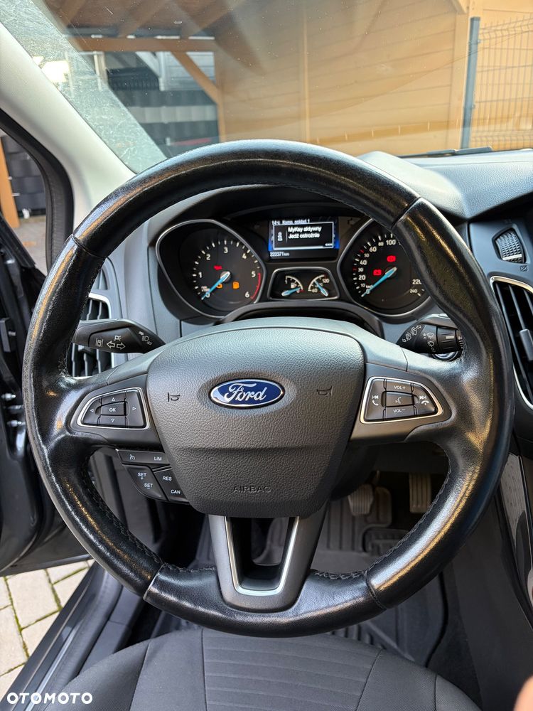 Ford Focus - 26