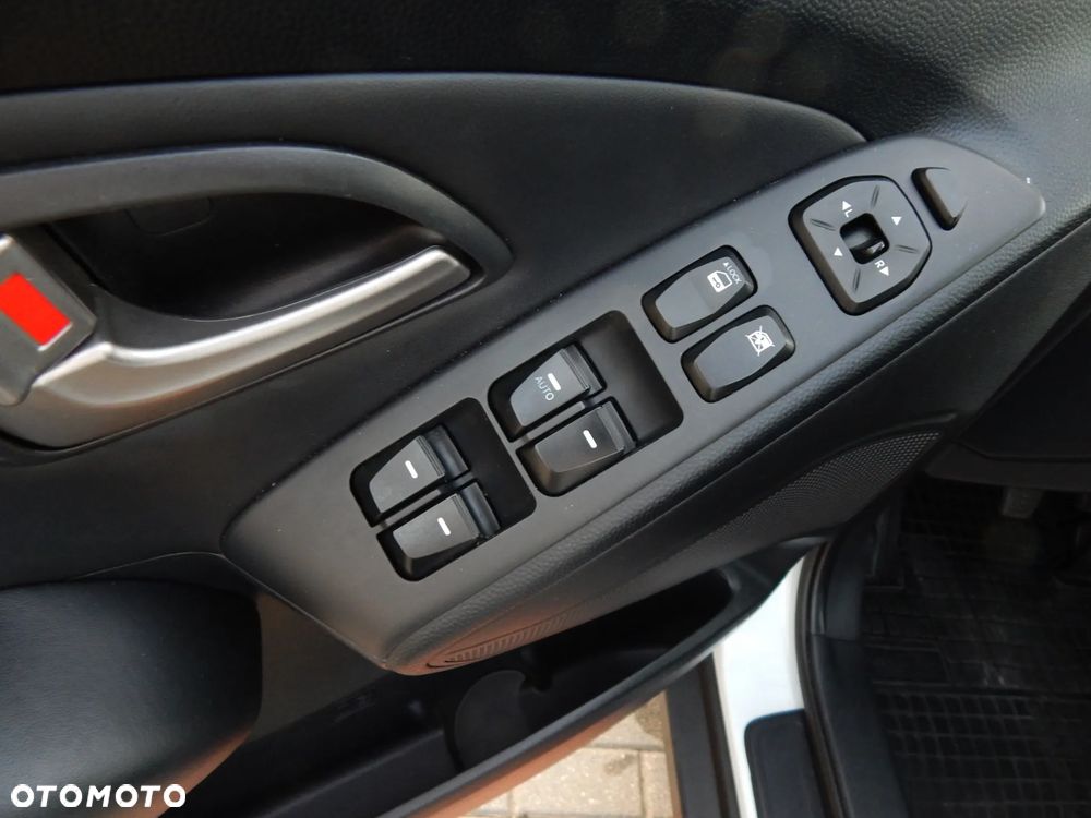 Hyundai ix35 2.0 4WD Style - 9