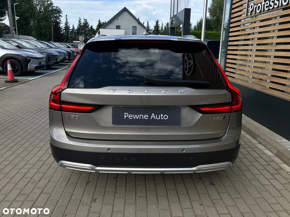 Volvo V90 Cross Country B5 D AWD Momentum Pro - 6