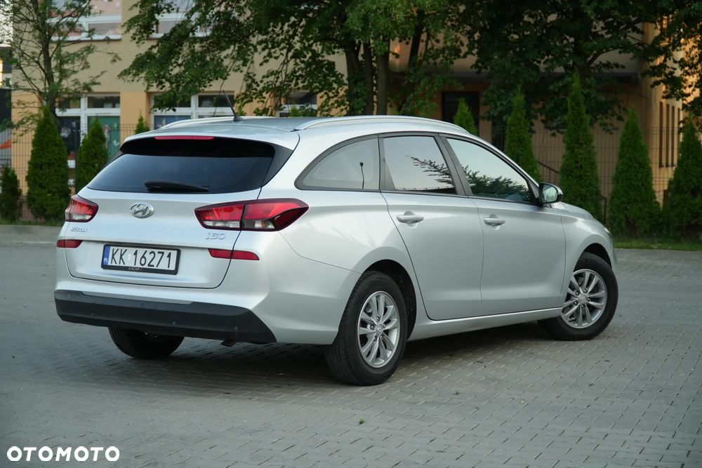 Hyundai i30 1.0 T-GDI GPF Classic + - 5