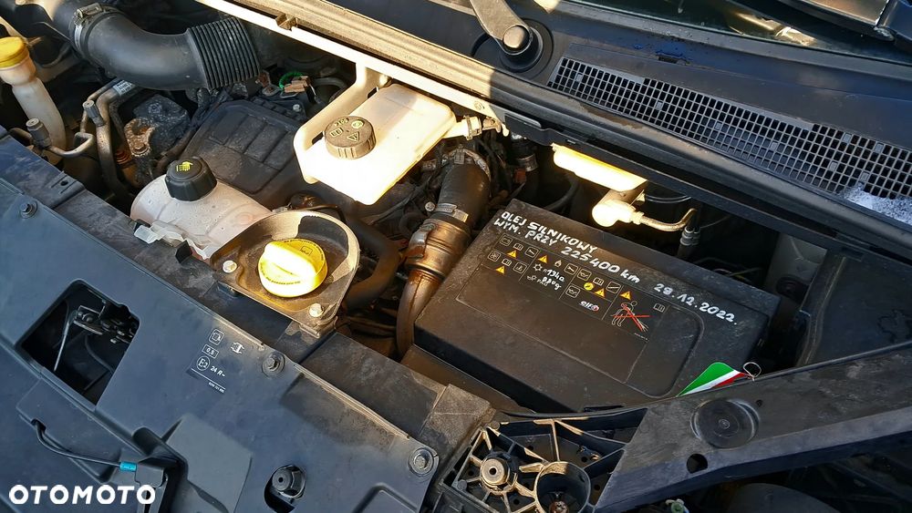 Renault Trafic 1.6 dCi - 26