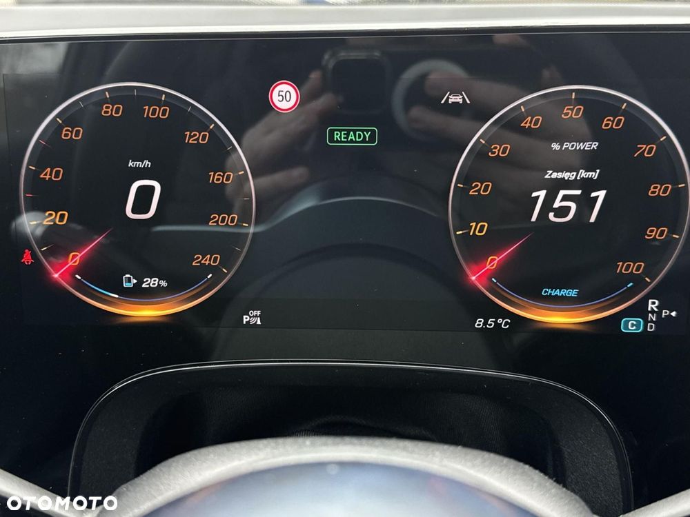 Mercedes-Benz GLB 250+ EQ 85kWh - 23