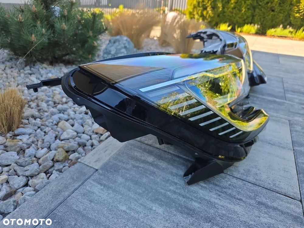 RENAULT CAPTUR II 2 Kompletne Full Led Długi 260600666R 260104900R Chrom - 6