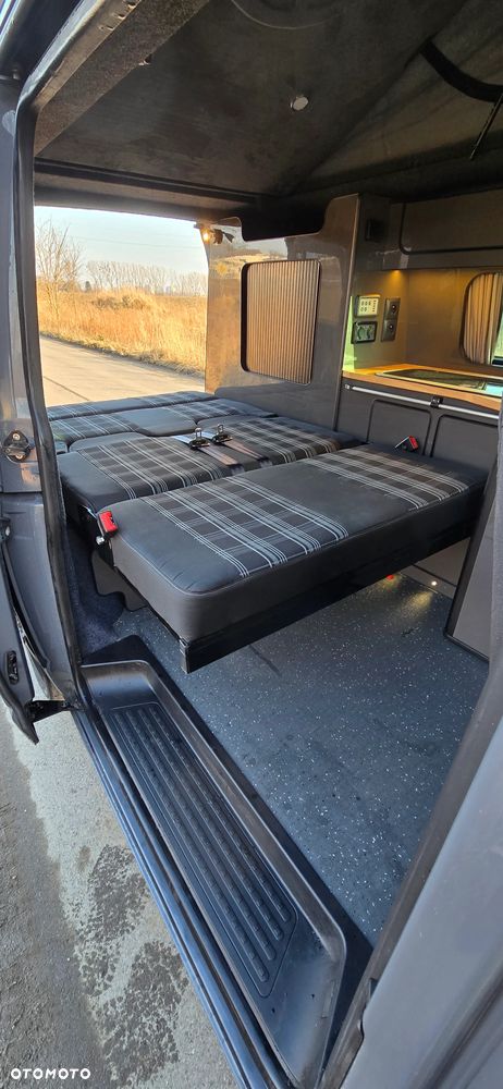 Volkswagen Transporter - 9