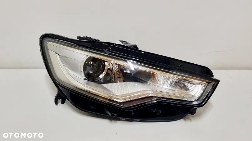 REFLEKTOR PRAWY XENON AUDI A6 C7 EUROPA - 1
