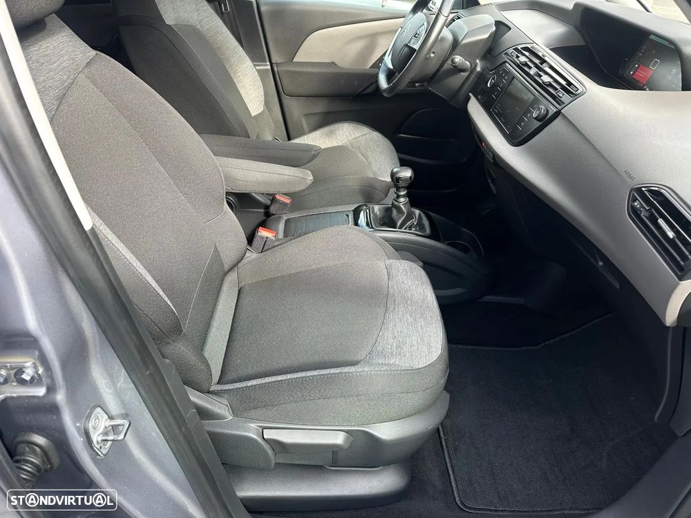 Citroën Grand C4 Spacetourer - 9