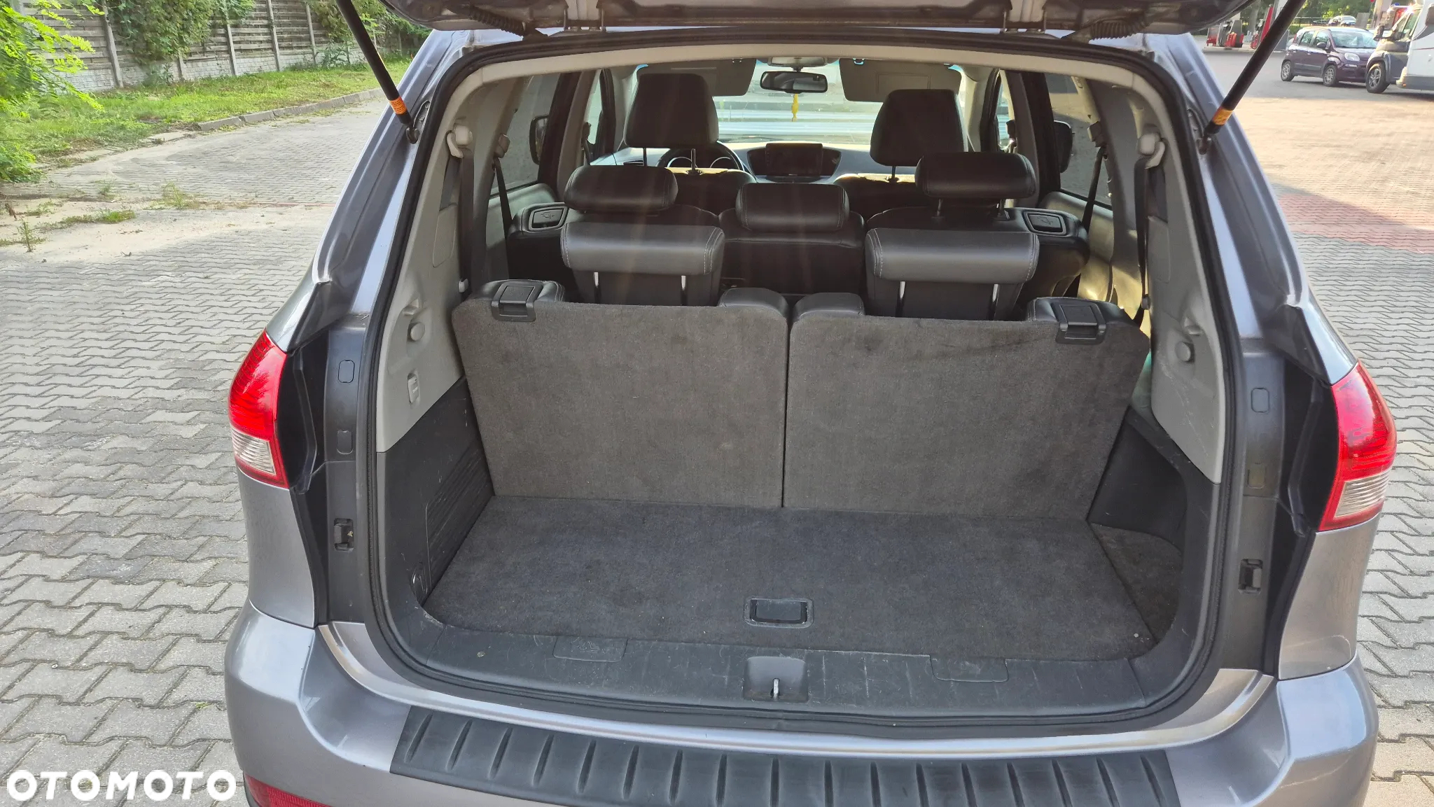 Subaru Tribeca - 16