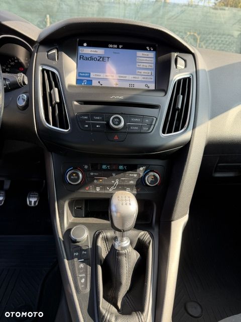 Ford Focus 1.0 EcoBoost ST-Line ASS - 13