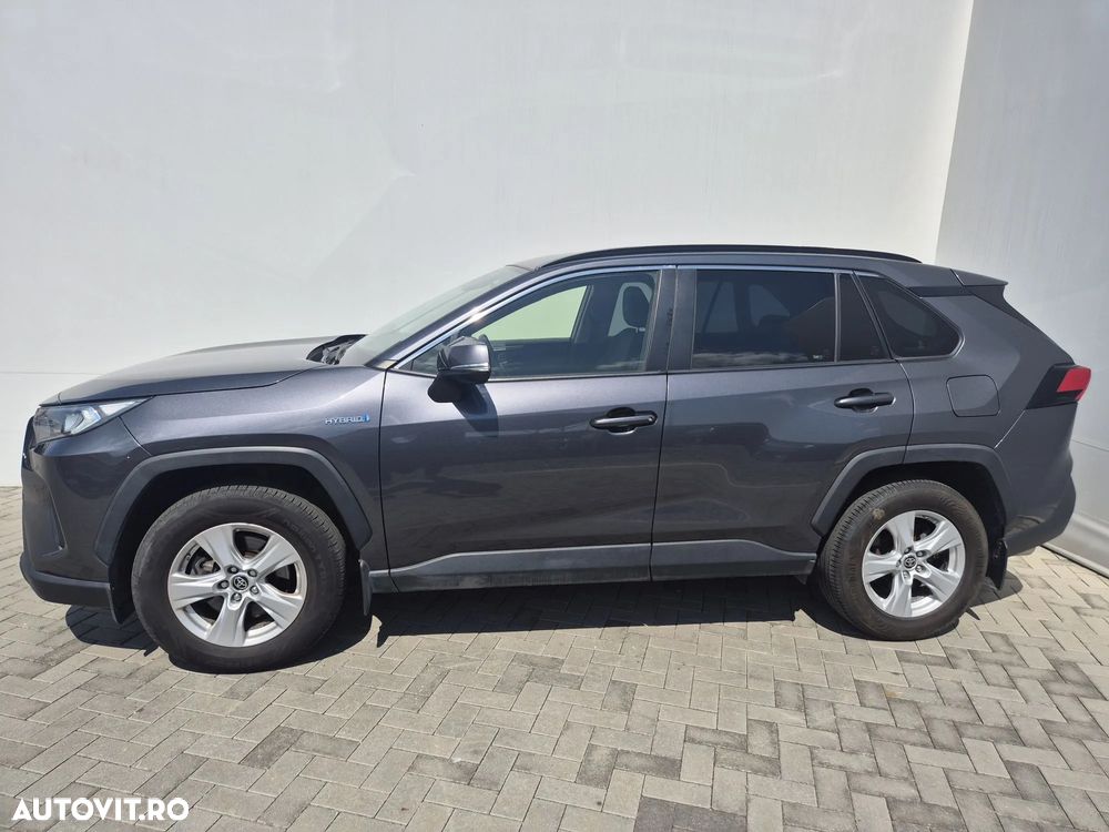 Toyota RAV4 - 3