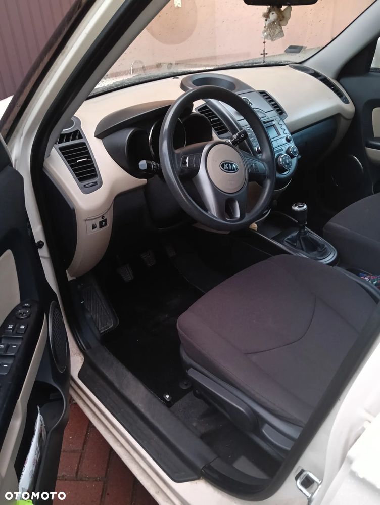 Kia Soul 1.6 CRDI L - 4