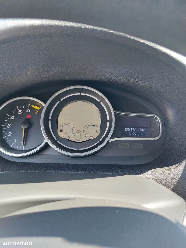RENAULT Megane 2011 — imagine 7