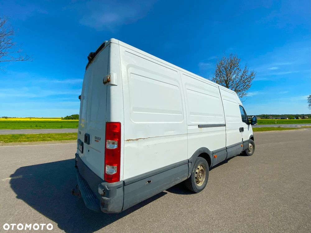 Iveco DAILY - 12