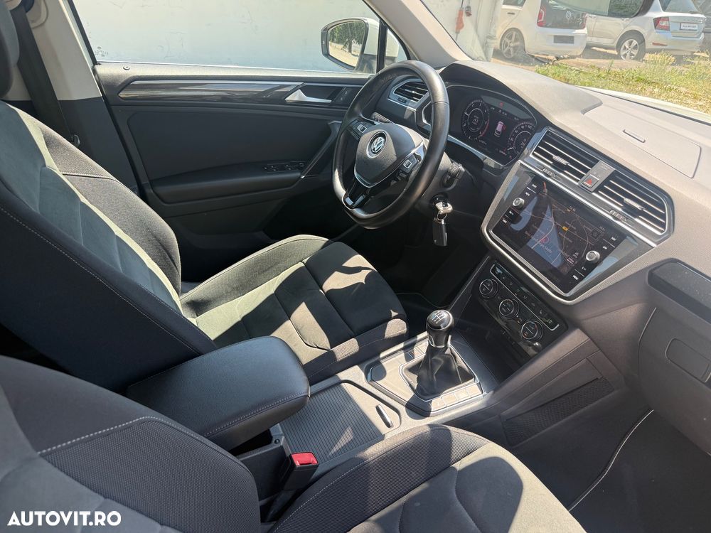 Volkswagen Tiguan - 8