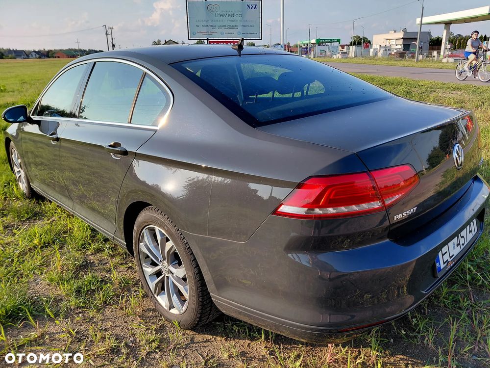 Volkswagen Passat 1.8 TSI BMT Comfortline - 4