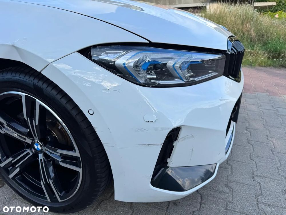 BMW Seria 3 320i Touring M Sport - 33