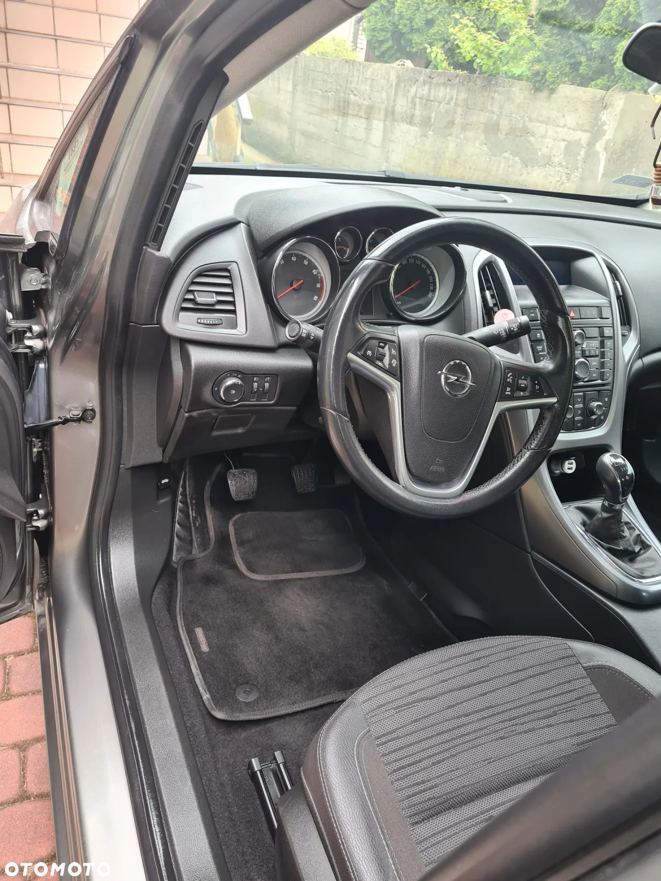Opel Astra IV 1.4 T Active EU6 - 6