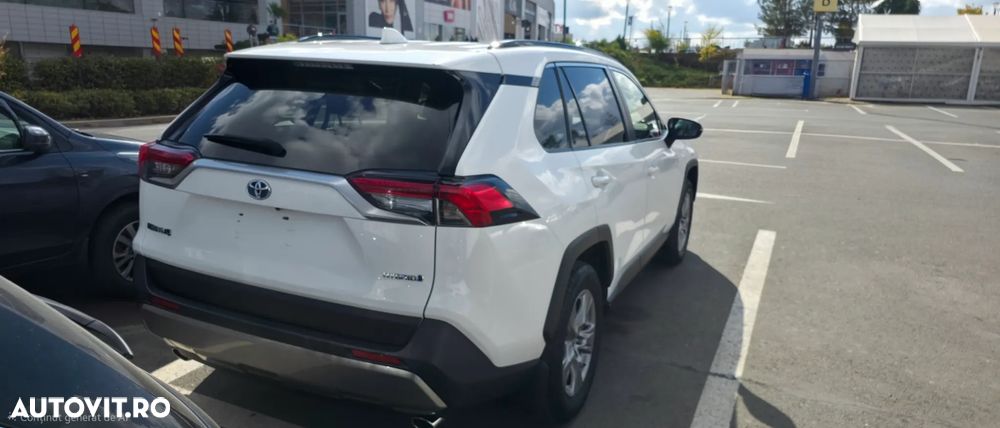 Toyota RAV4 - 9