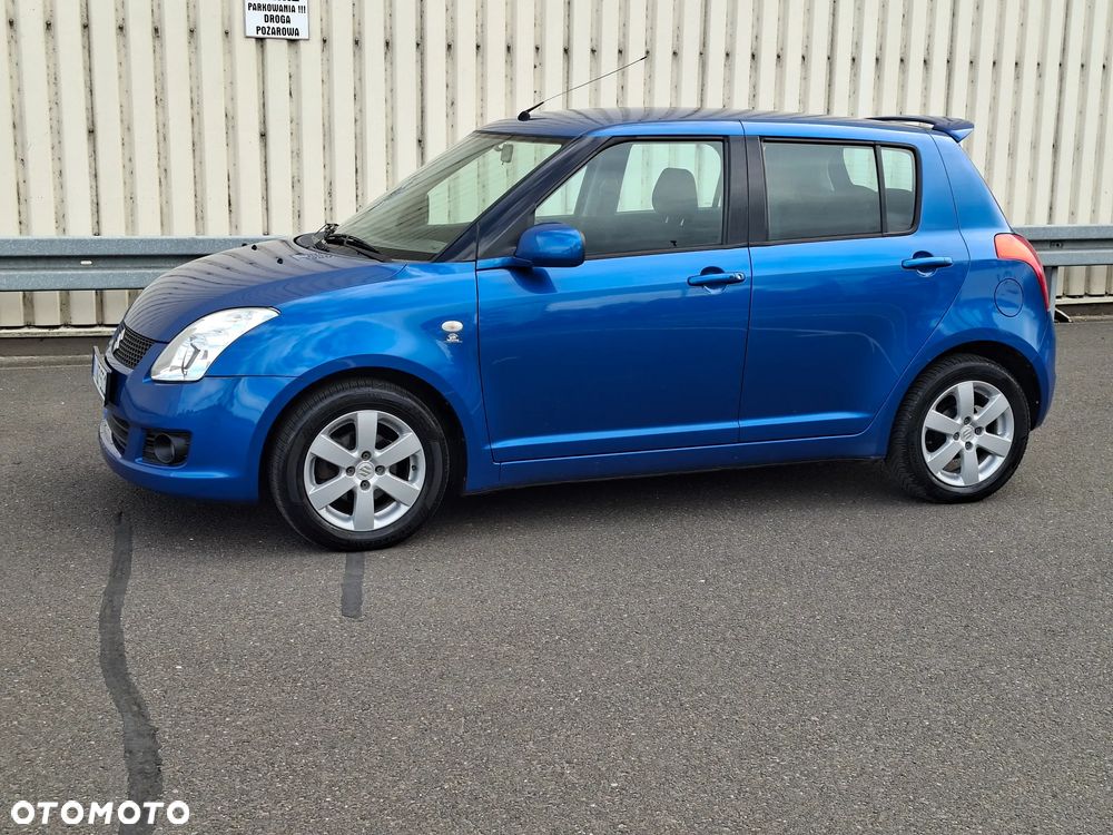 Suzuki Swift - 2
