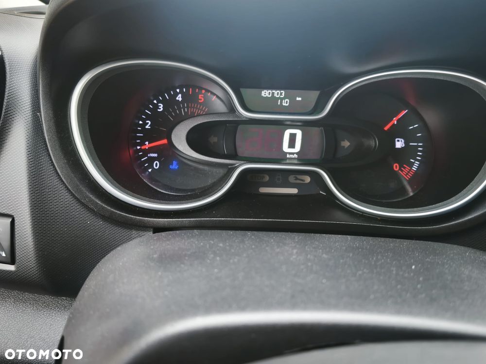 Renault Trafic 2.0 dCi - 6