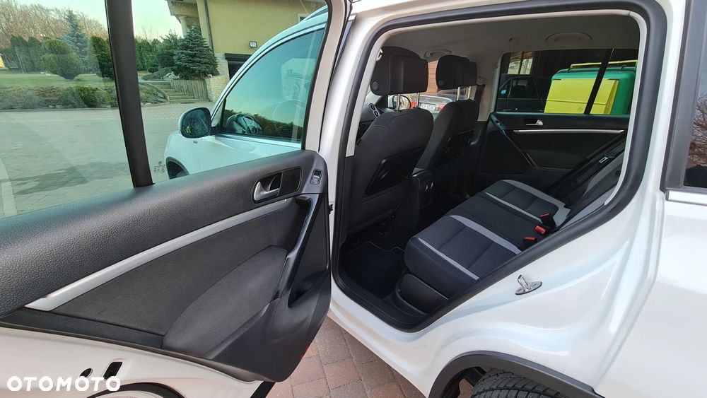 Volkswagen Tiguan 2.0 TDI Perfectline R-Style - 19