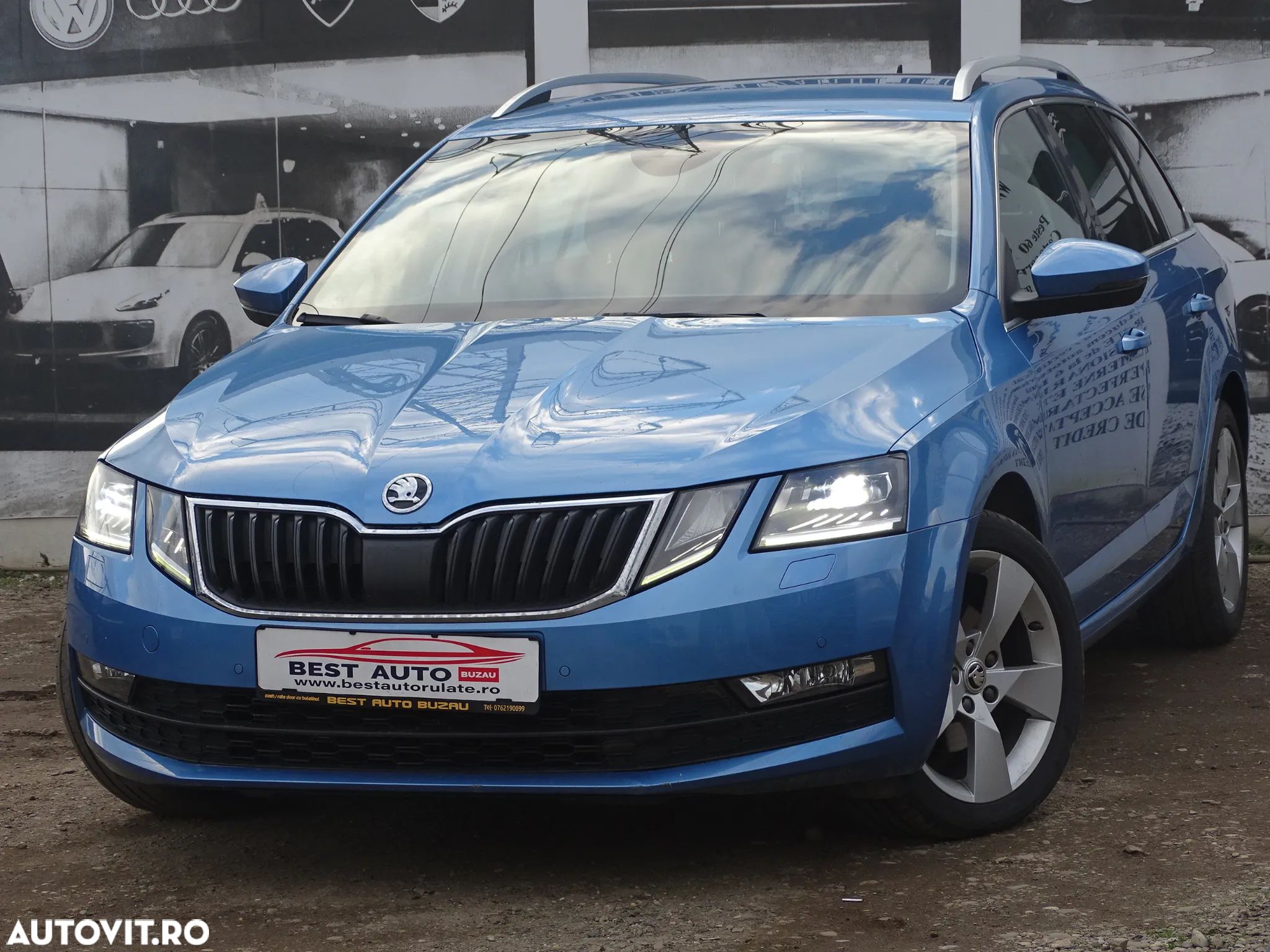 Skoda Octavia Combi Diesel 2.0 TDI DSG Style - 1