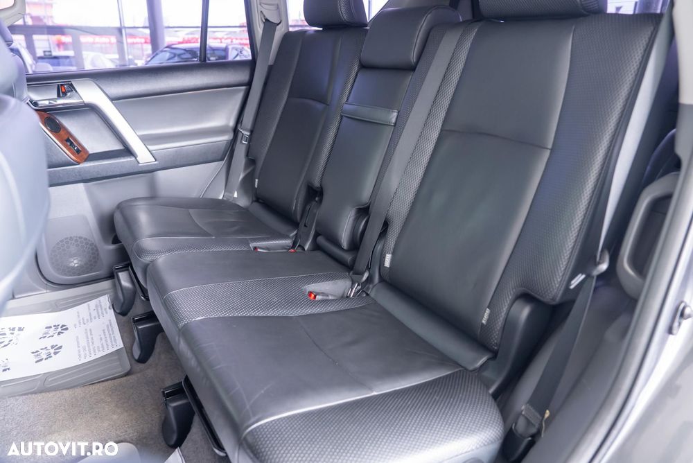 Toyota Land Cruiser 3.0 D-4D Automatik - 23