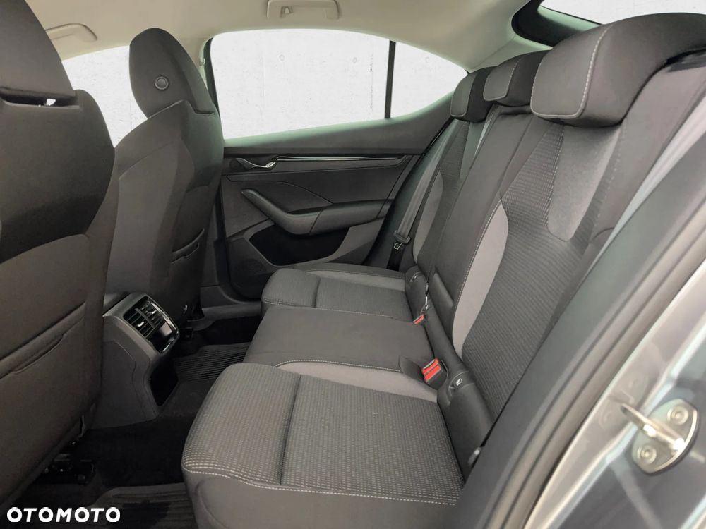 Skoda Octavia 1.5 TSI ACT Ambition - 25