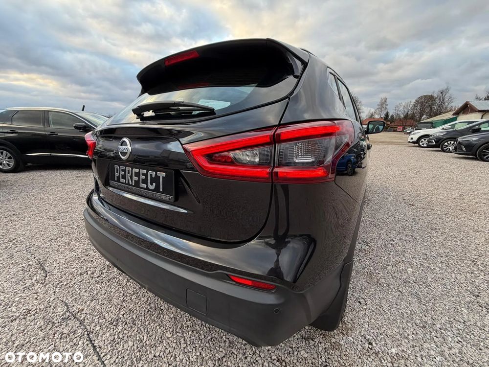 Nissan Qashqai 1.3 DIG-T DCT N-WAY - 12