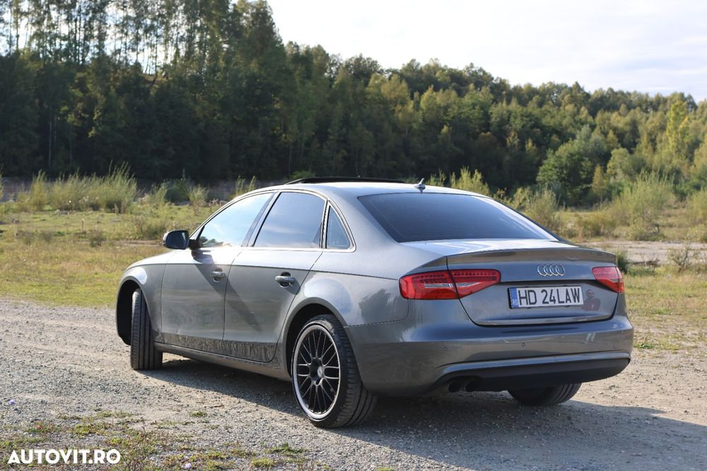 Audi A4 Avant 2.0 TDI DPF multitronic Attraction - 8