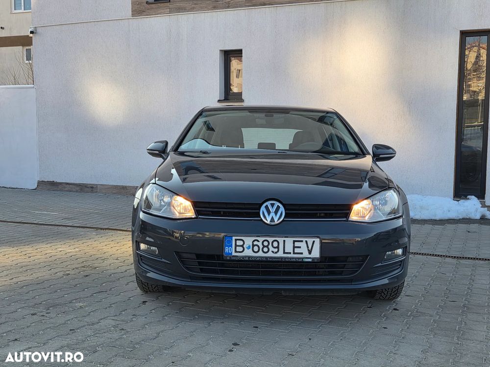 Volkswagen Golf - 9