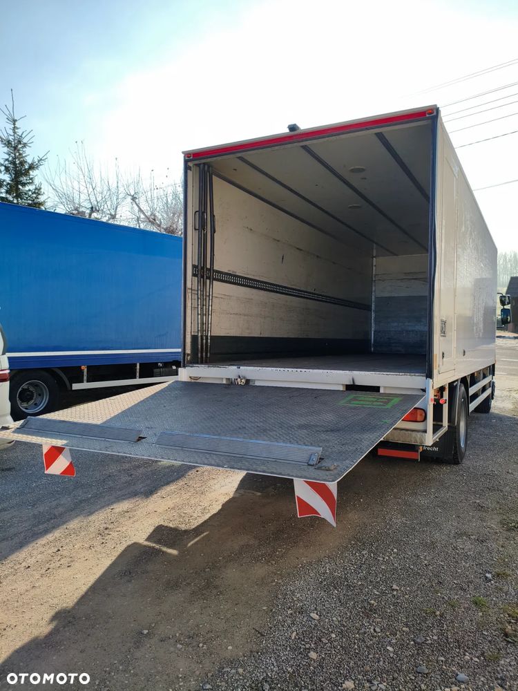 DAF DAF LF 250 / FA 290 / Izoterma / Winda / Holandia / Przebieg 241000 km /18 palet - 17