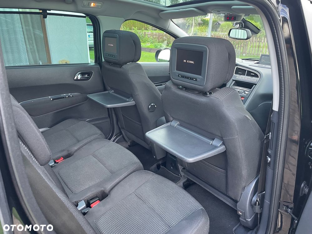 Peugeot 5008 HDI FAP 150 Family - 8