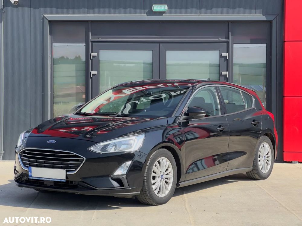 Ford Focus 1.5 EcoBlue Titanium Business - 1