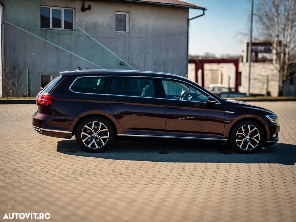 Volkswagen Passat - 4