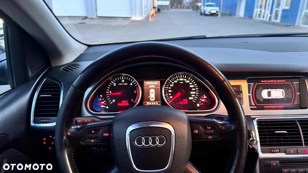 Audi Q7 3.0 TDI DPF quattro tiptronic - 12