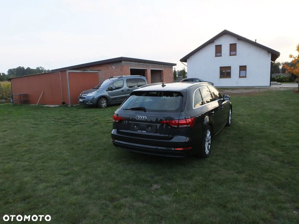 Audi A4 Avant 2.0 TDI S tronic - 14