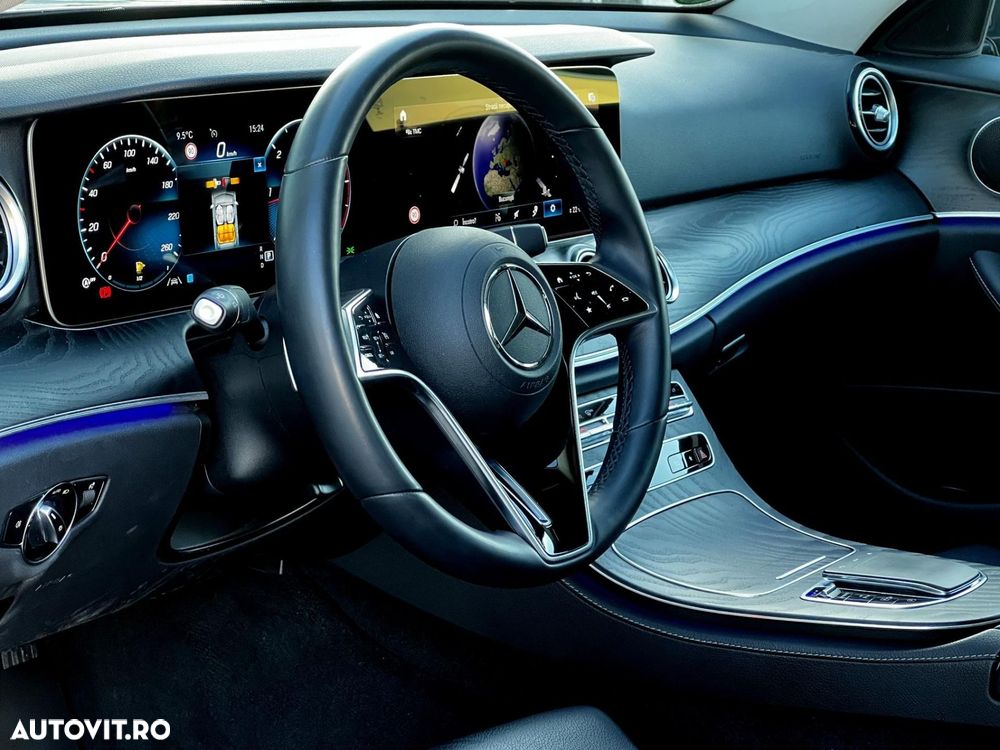 Mercedes-Benz E - 12