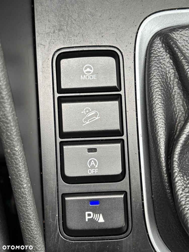 Hyundai Tucson 2.0 CRDI BlueDrive Style 2WD - 20