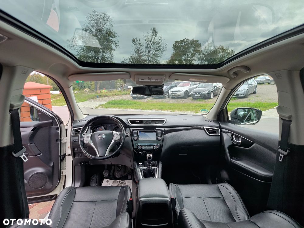 Nissan Qashqai 1.6 DIG-T TEKNA+ - 17