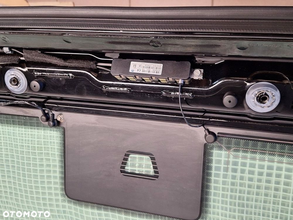 jeep wrangler jl  18-  szyba przod  ramka szyby 22r. orginal . demont - 8