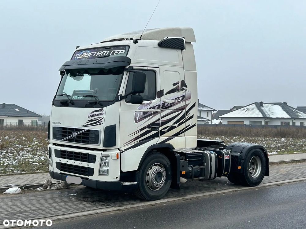 Volvo STANDARD AUTOMAT - 4