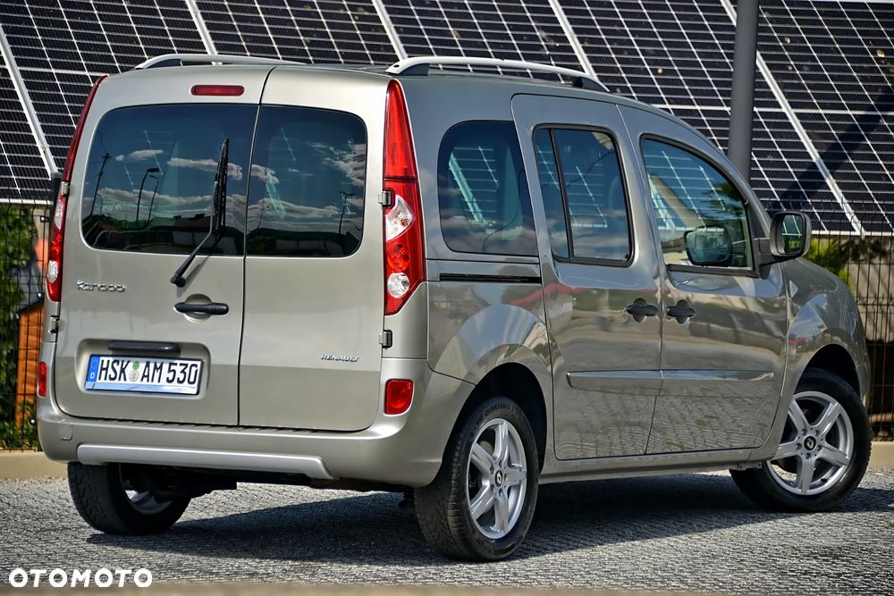 Renault Kangoo 1.6 16V 105 Privilege - 17