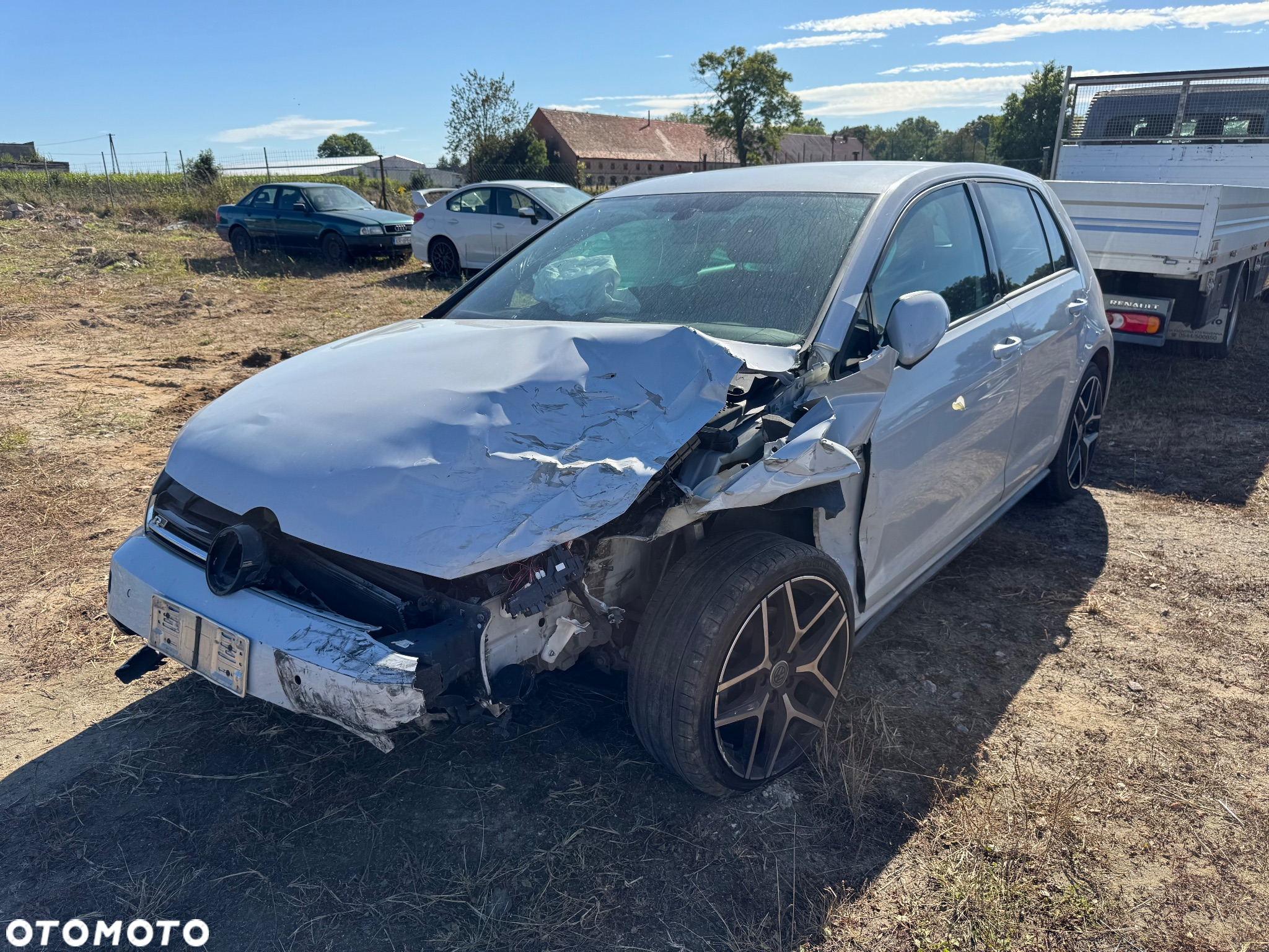 Volkswagen Golf 1.5 TSI OPF R-Line - 2