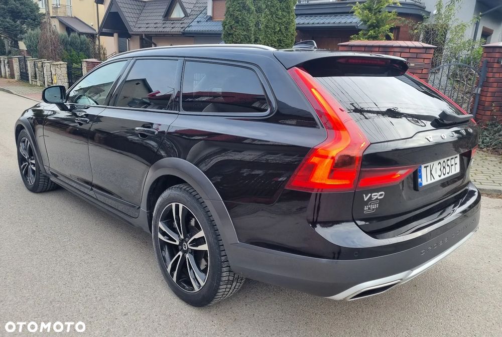 Volvo V90 Cross Country D4 AWD Geartronic Pro - 6